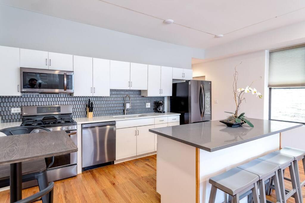 Goose Island Central Downtown Prime Location With Access To Patio Chi - 1 Chicago Exterior foto